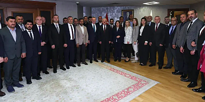 MHP İl Başkanı Tuncay Batı yönetimiyle birlikte Tahir Başkanı ziyaret etti