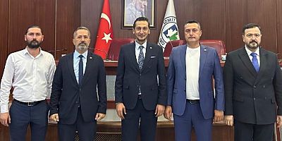 MHP İzmit Türeyen İzmit  Belediye Meclisinde