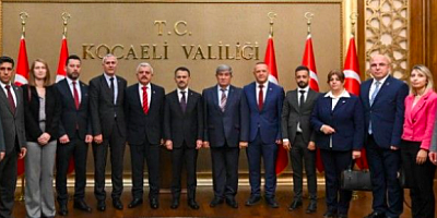 MHP'li Batı yönetimiyle Vali Aktaş'ı ziyaret etti