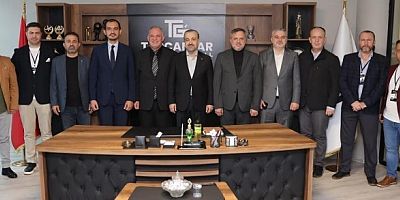 Mustafa Tarcan'ın  Emlak  Ofisi törenle açıldı