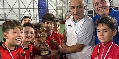 Okanspor Kuruçeşmespor Turnuvası U12 Birincisi