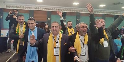 Pazarcılar Odası Kumsar yeniden başkan 