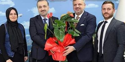 Şahin Başkana AK İzmit Dokuzlar'dan ziyaret