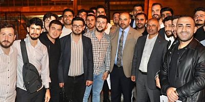 Şener Başkanın Körfez AK Gençlere ziyareti