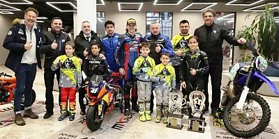 Tahir Başkan Çalıştaya kullandığı Motorla geldi