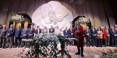 Tipioğlu'nun kızına 57 şahitli nikah töreni