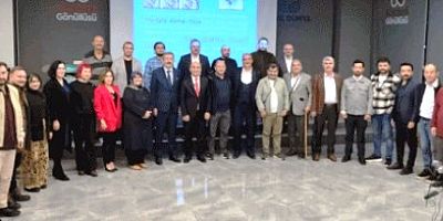 Türk Ocakları Kocaelide Şenel Cumhuriyeti anlattı