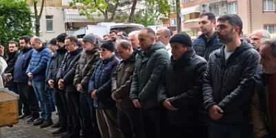 Uğur Uludağ’ın annesi dualarla defnedildi