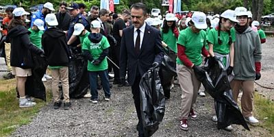 Vali Aktaş “Orman Benim” çöp toplama etkinliğinde