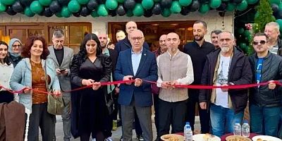 Vekil Doğan demir kahve dükkanı açılışına katıldı