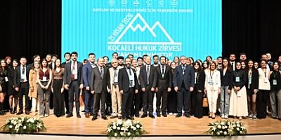 Kocaeli Hukuk Zirvesinde Hukukta 360 Derece Oturumu