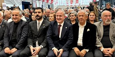 YENİ Partide önseçim aday konuşmaları