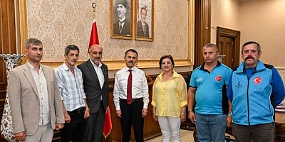 Yesevi Hareketi Heyeti Vali Aktaş’a ziyaret etti