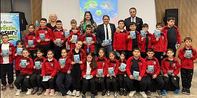 Yiğit Özcan Körfez’in Cesur Kahramanları kitabını tanıttı