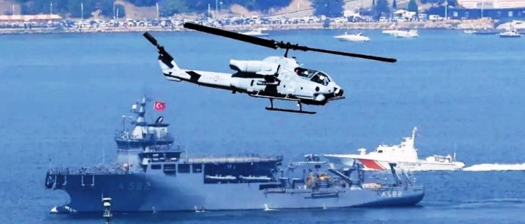 TeknoFest Donanmanın Körfezde selamlama geçişi 