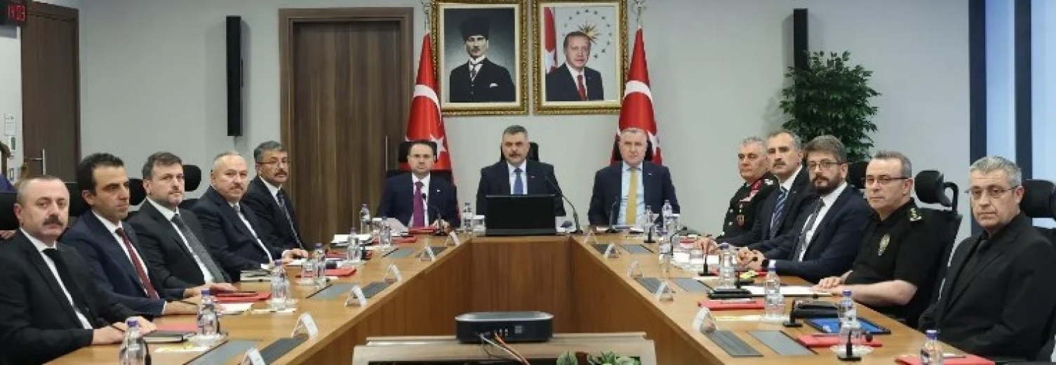 Vali Aktaş,'3 Bakanlı 