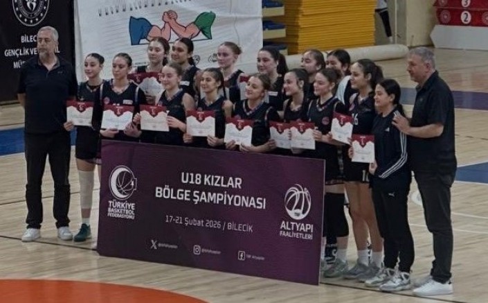 Zirve Basketbol Bilecikte U18 Kadınlar Bölge Şampiyonu